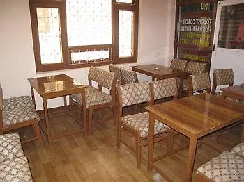 Mountain Peace Guest House 加德满都 0*,  尼泊尔